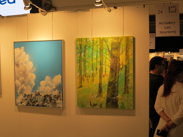 Lars Stounbergs stand maleri bjerge og skyer - Hillerod Kunstdage 2014